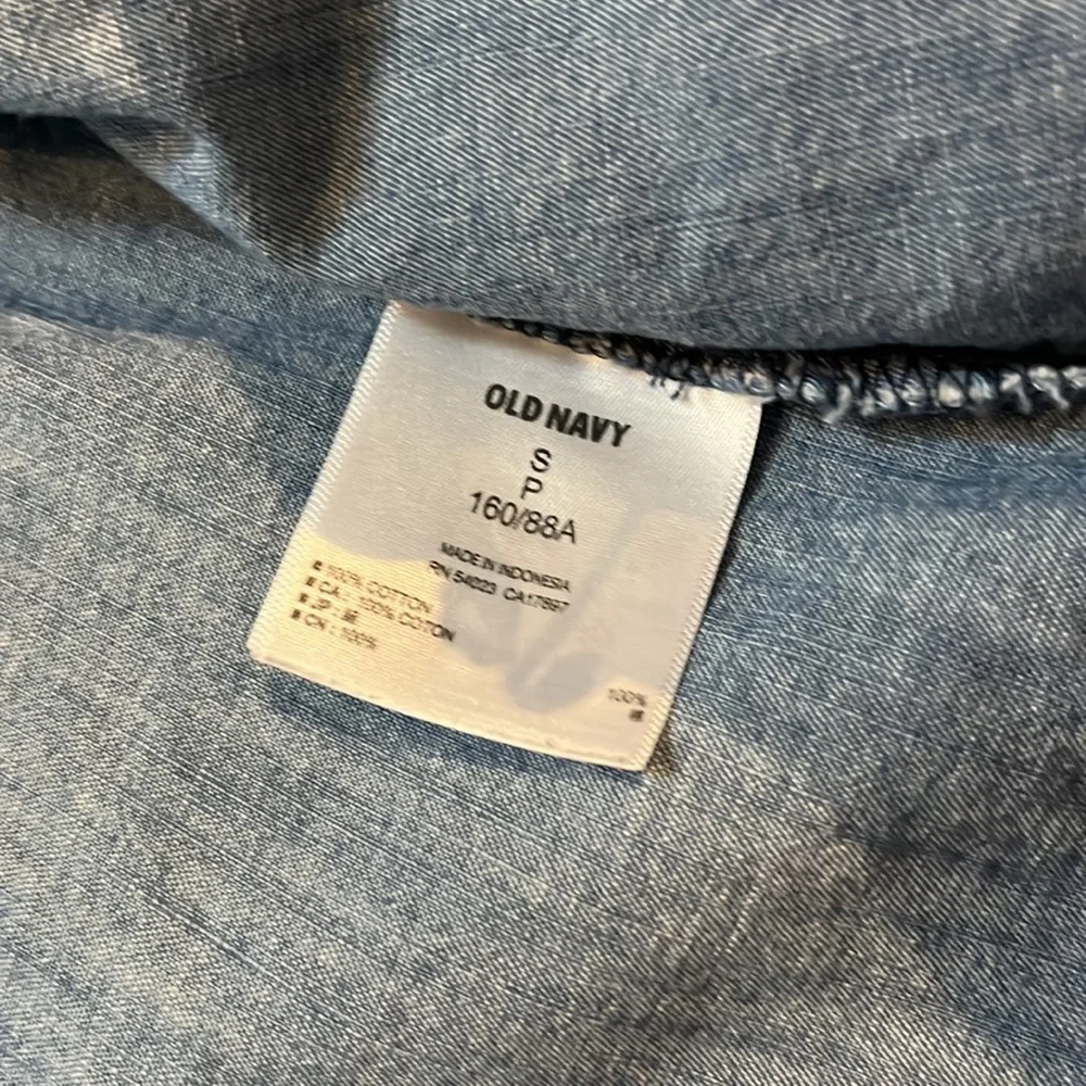 Chambray button down. - Picture 4 of 4